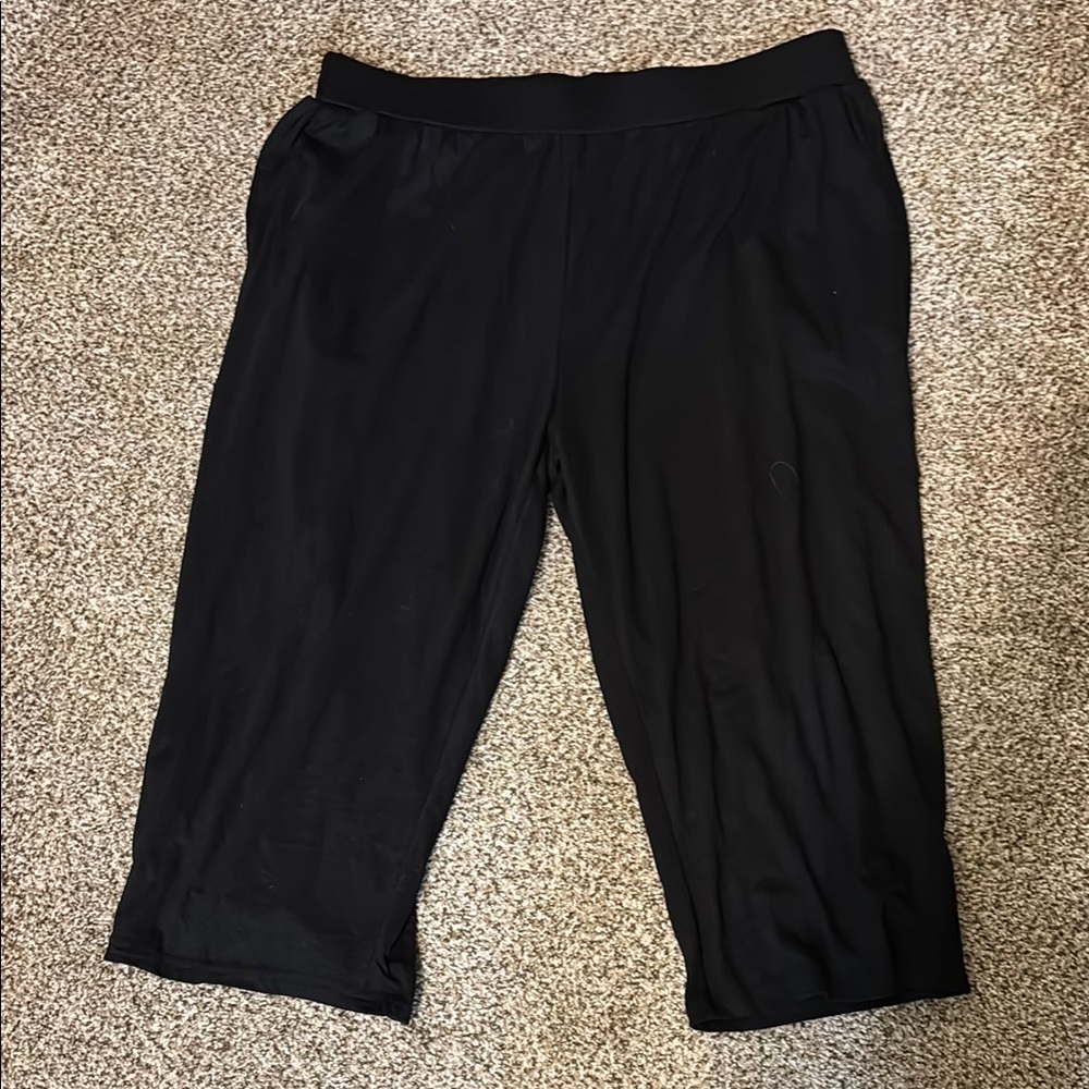 Black Knit Capri Pants NWT Locowai XXL